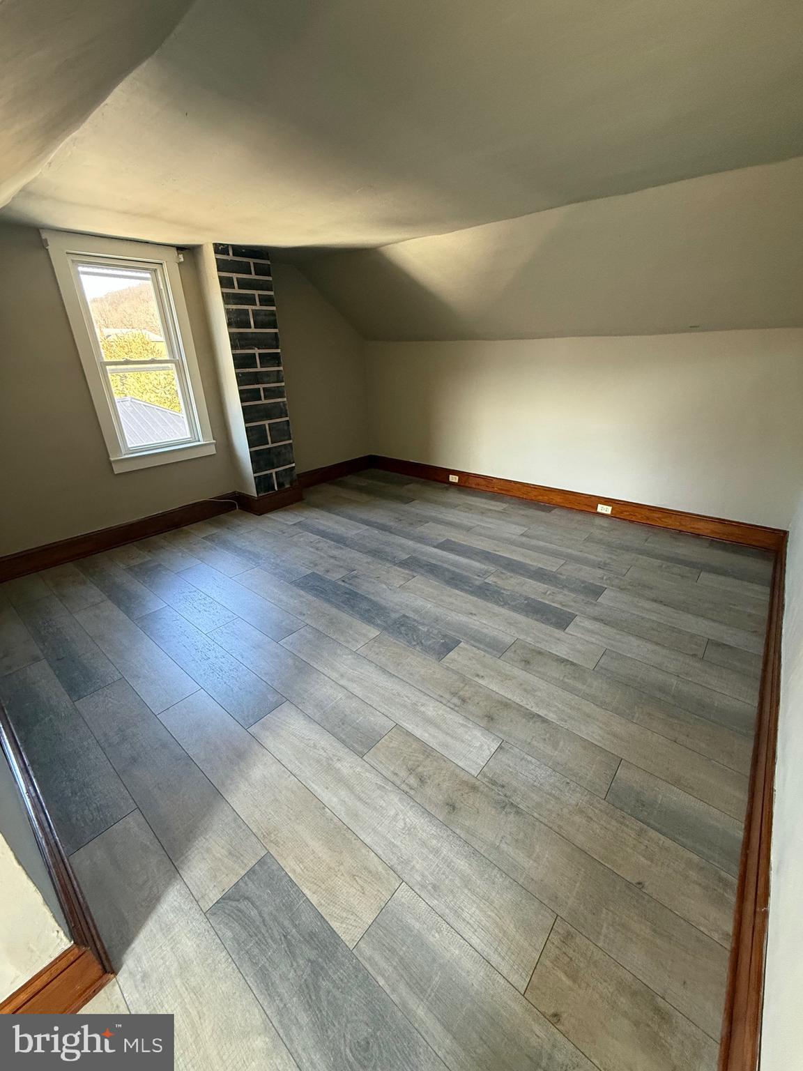 FOUNTAIN SPRINGS - Residential