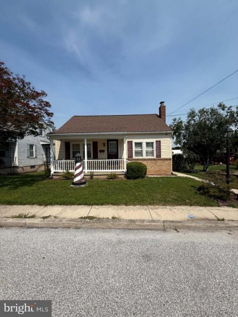 Homes For Sale - 16 Pleasant Street<br/> Adams County, NEW OXFORD, PA 17350
