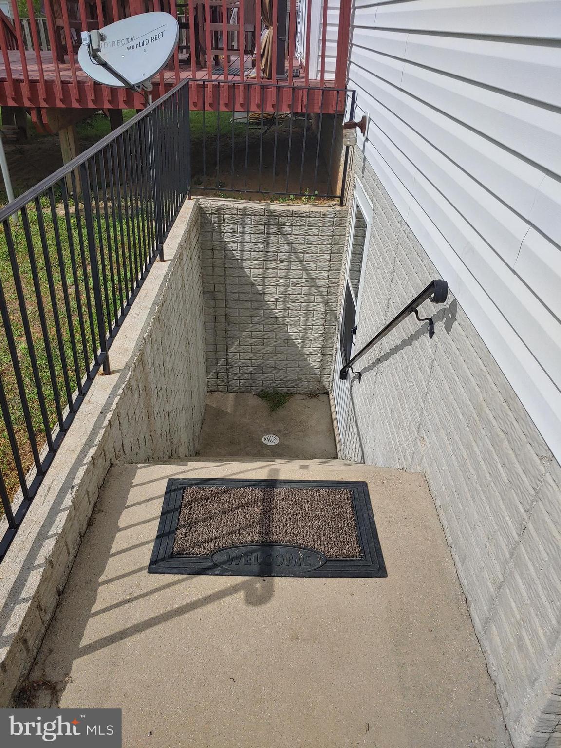 MEADOW LAKE - Residential Lease