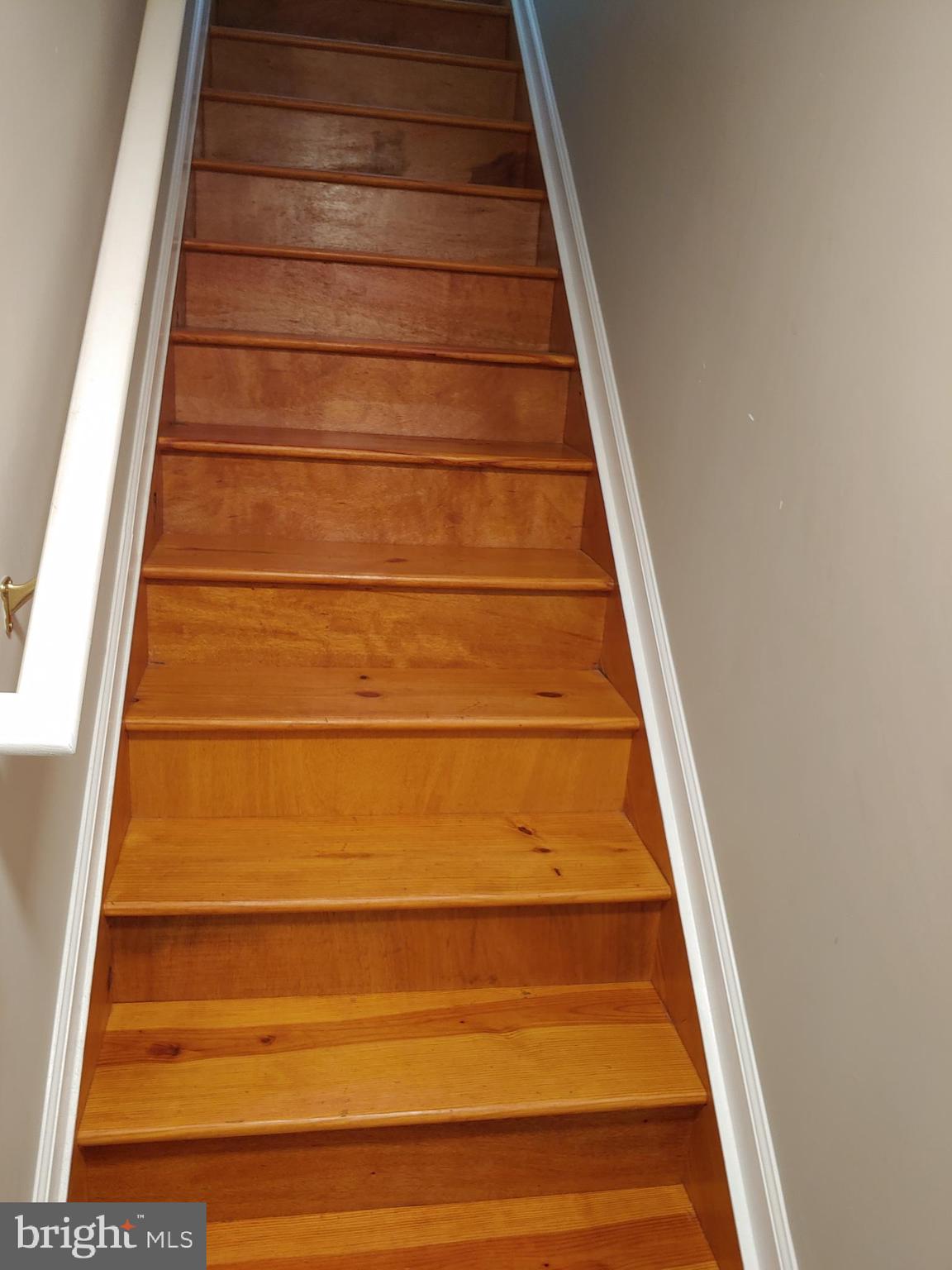 MEADOW LAKE - Residential Lease