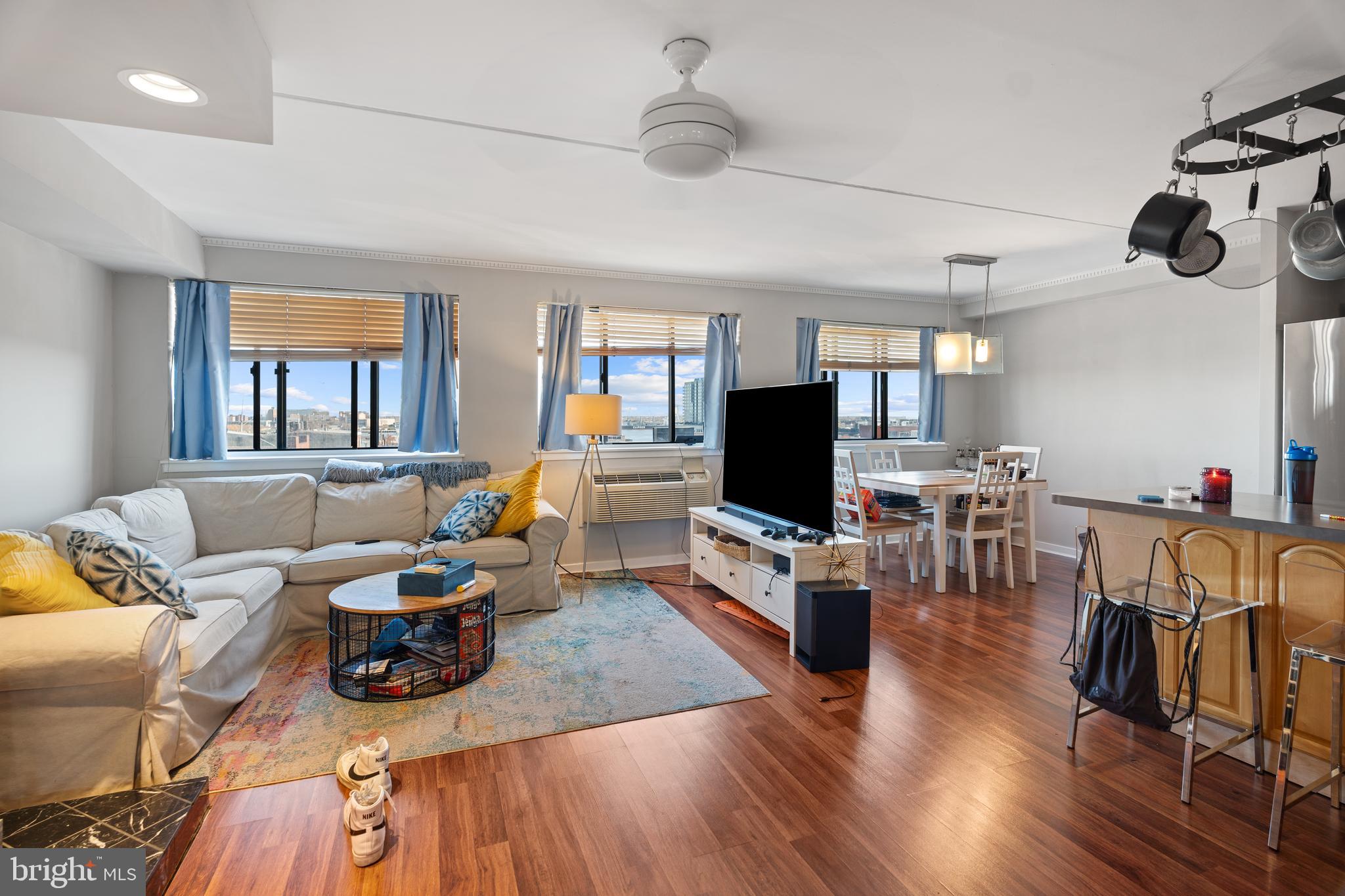 200 LOMBARD STREET 10 713