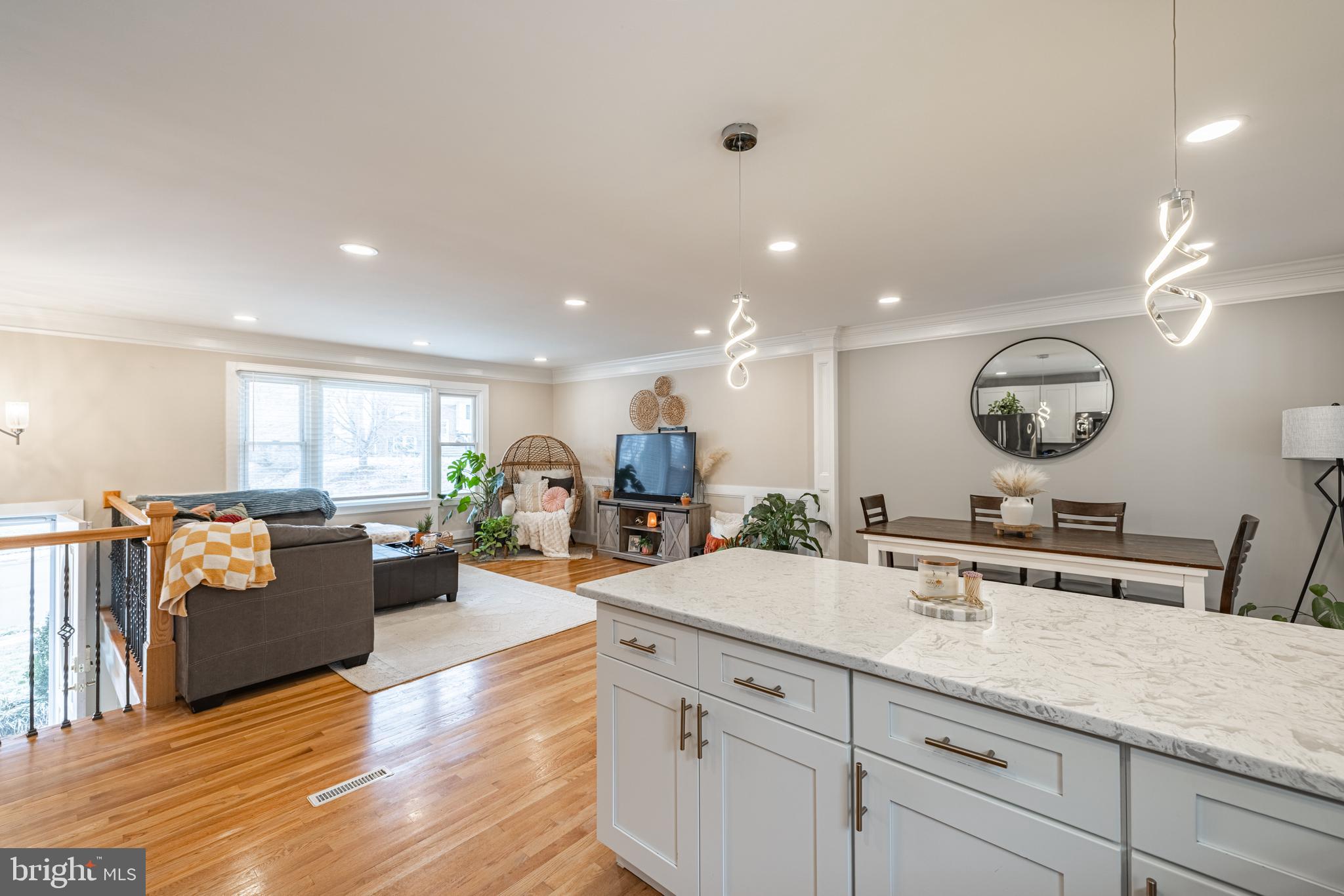 DALE CITY - Residential