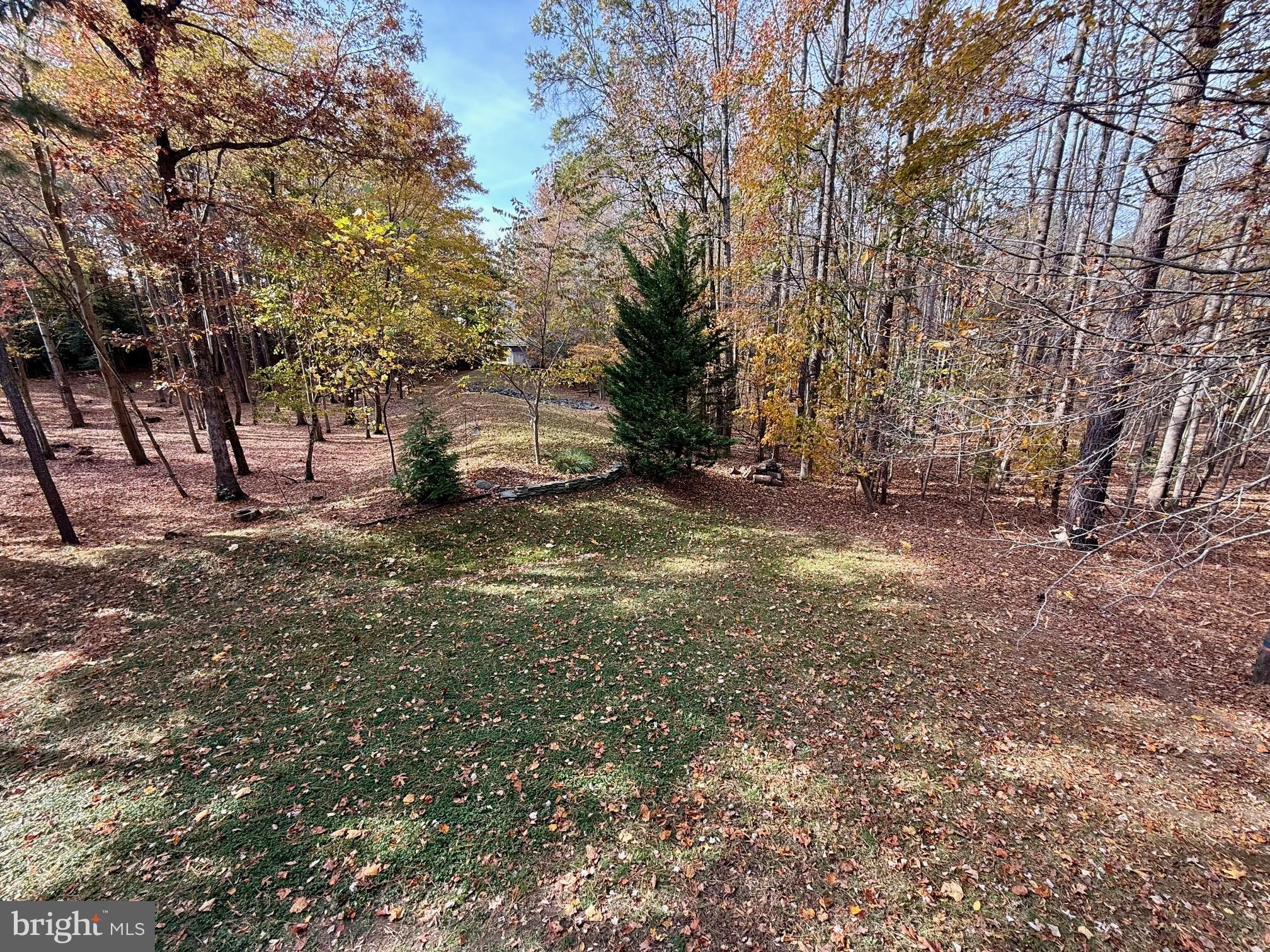 SYCAMORE HOLLOW OF WLDWD - Residential Lease