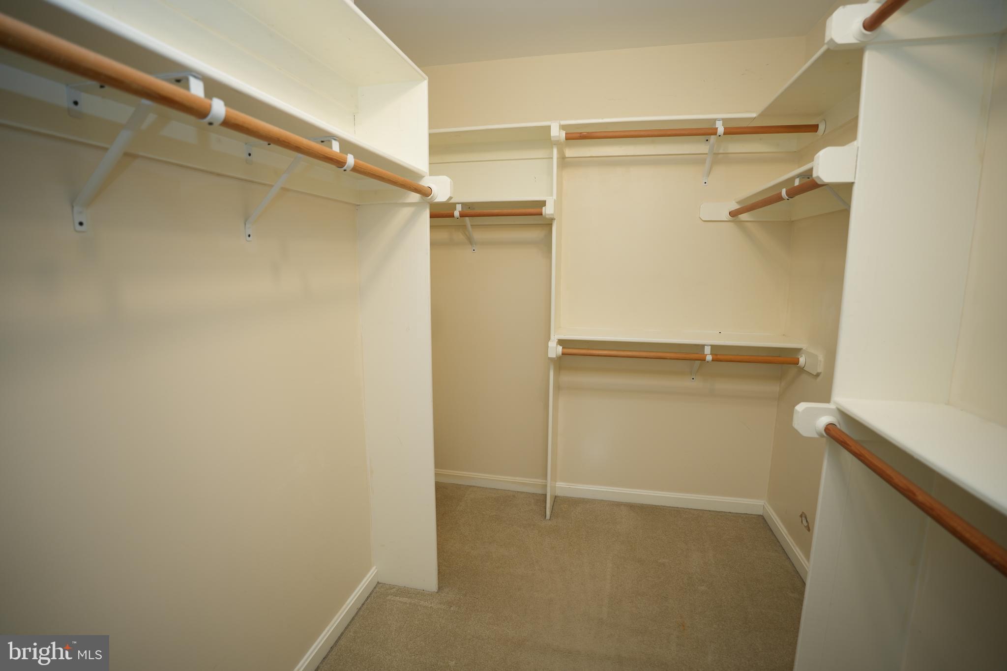 SYCAMORE HOLLOW OF WLDWD - Residential Lease