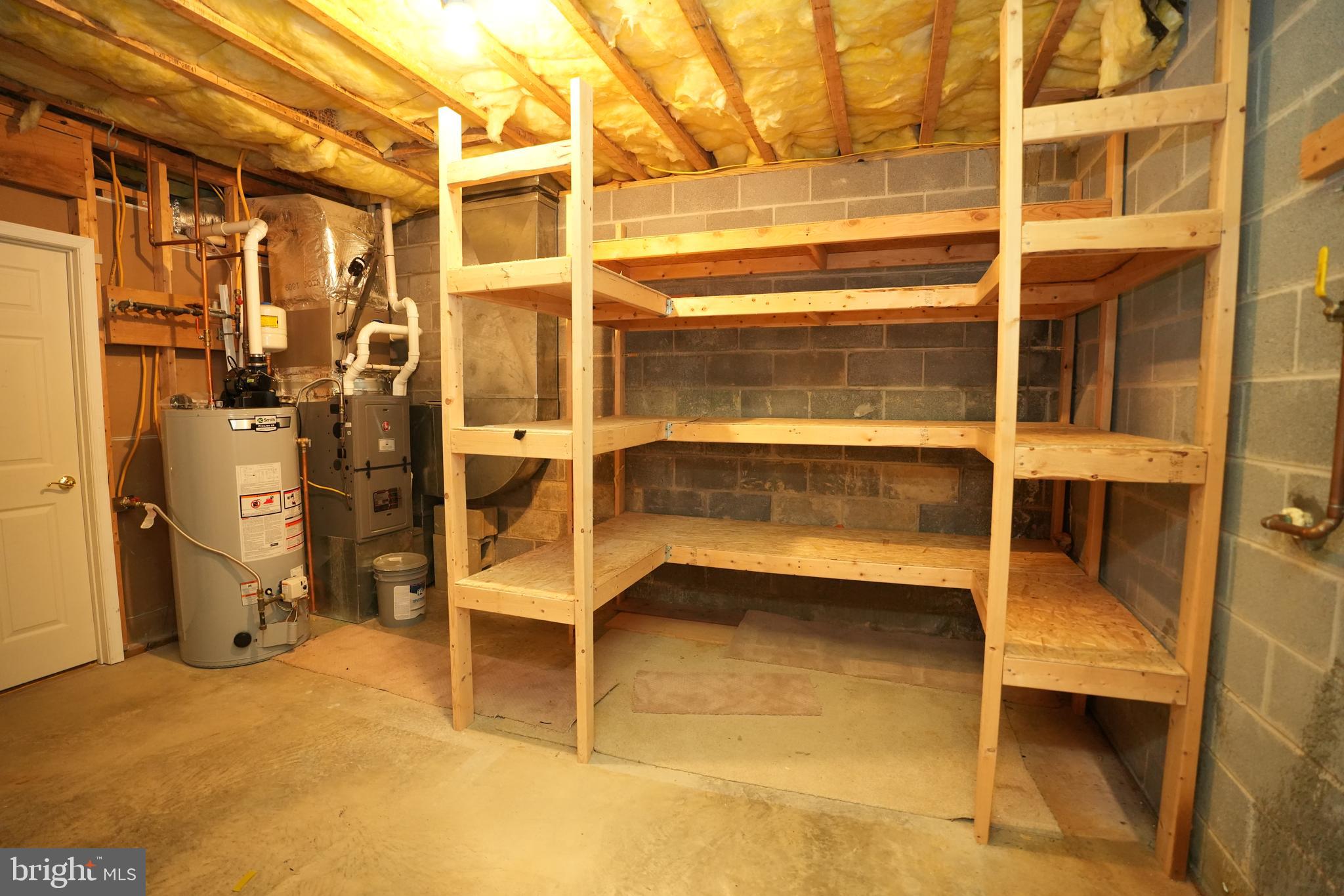 SYCAMORE HOLLOW OF WLDWD - Residential Lease