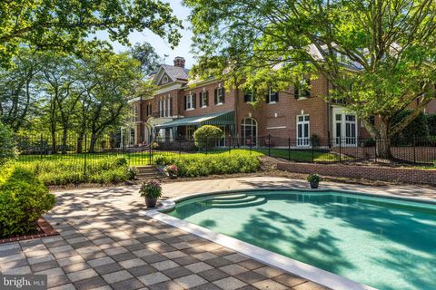 16 MERRY HILL COURT BALTIMORE MD 21208