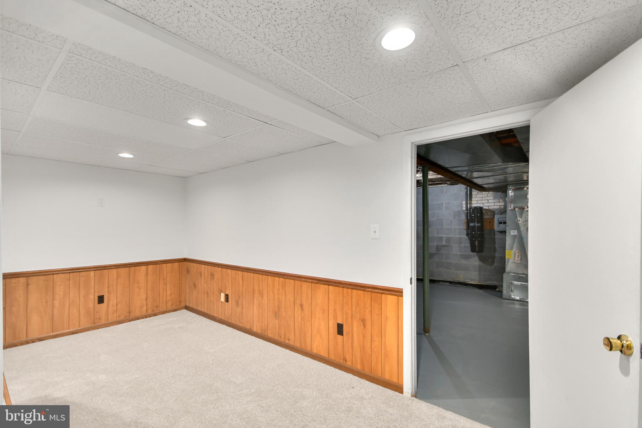 CLARKSBURG OUTSIDE - Residential