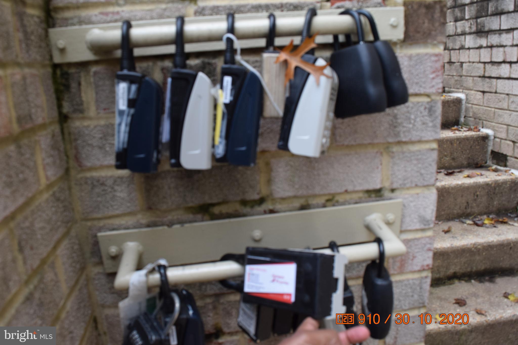 CANTERBURY SQUARE - Residential Lease