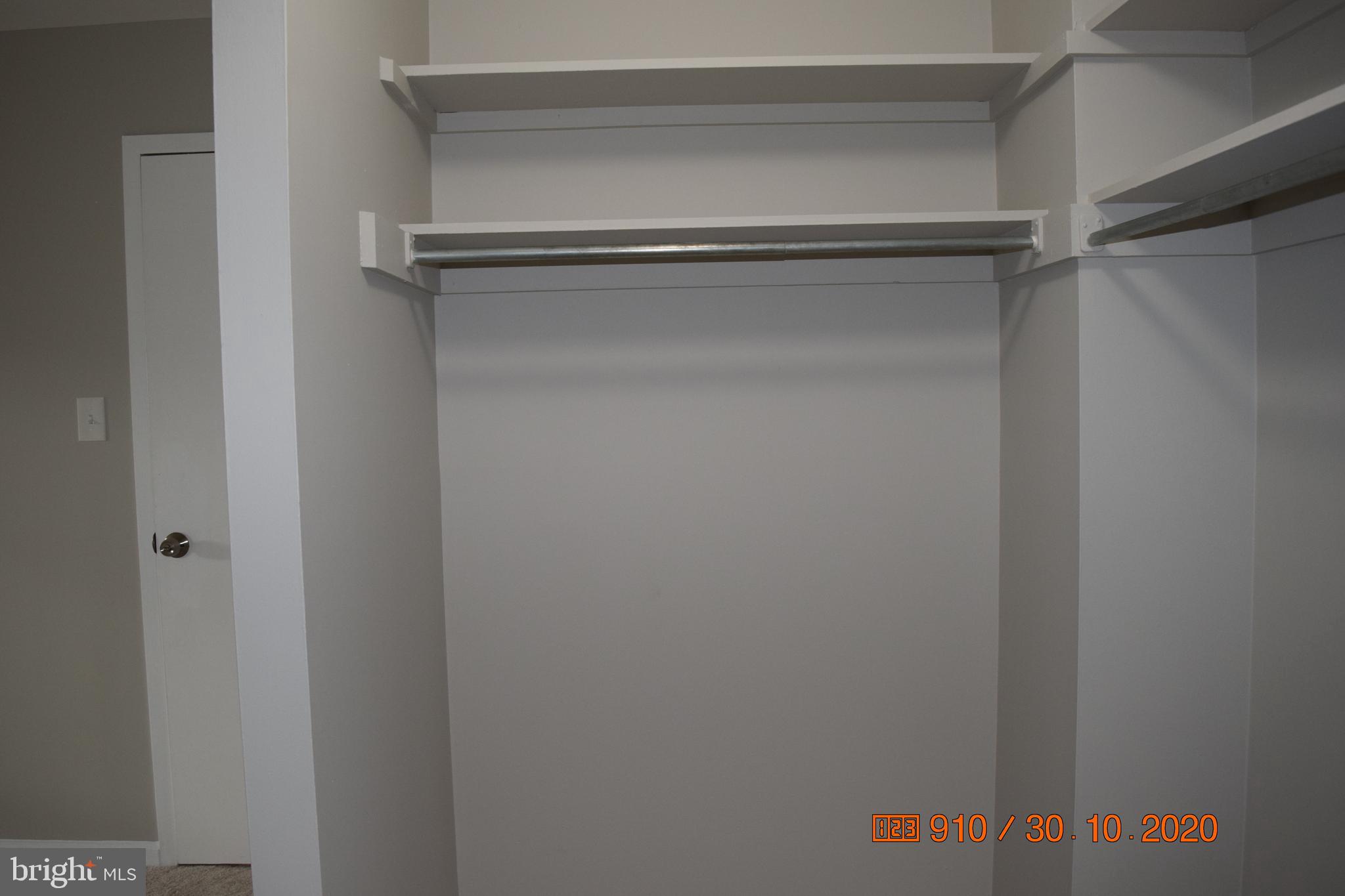 CANTERBURY SQUARE - Residential Lease