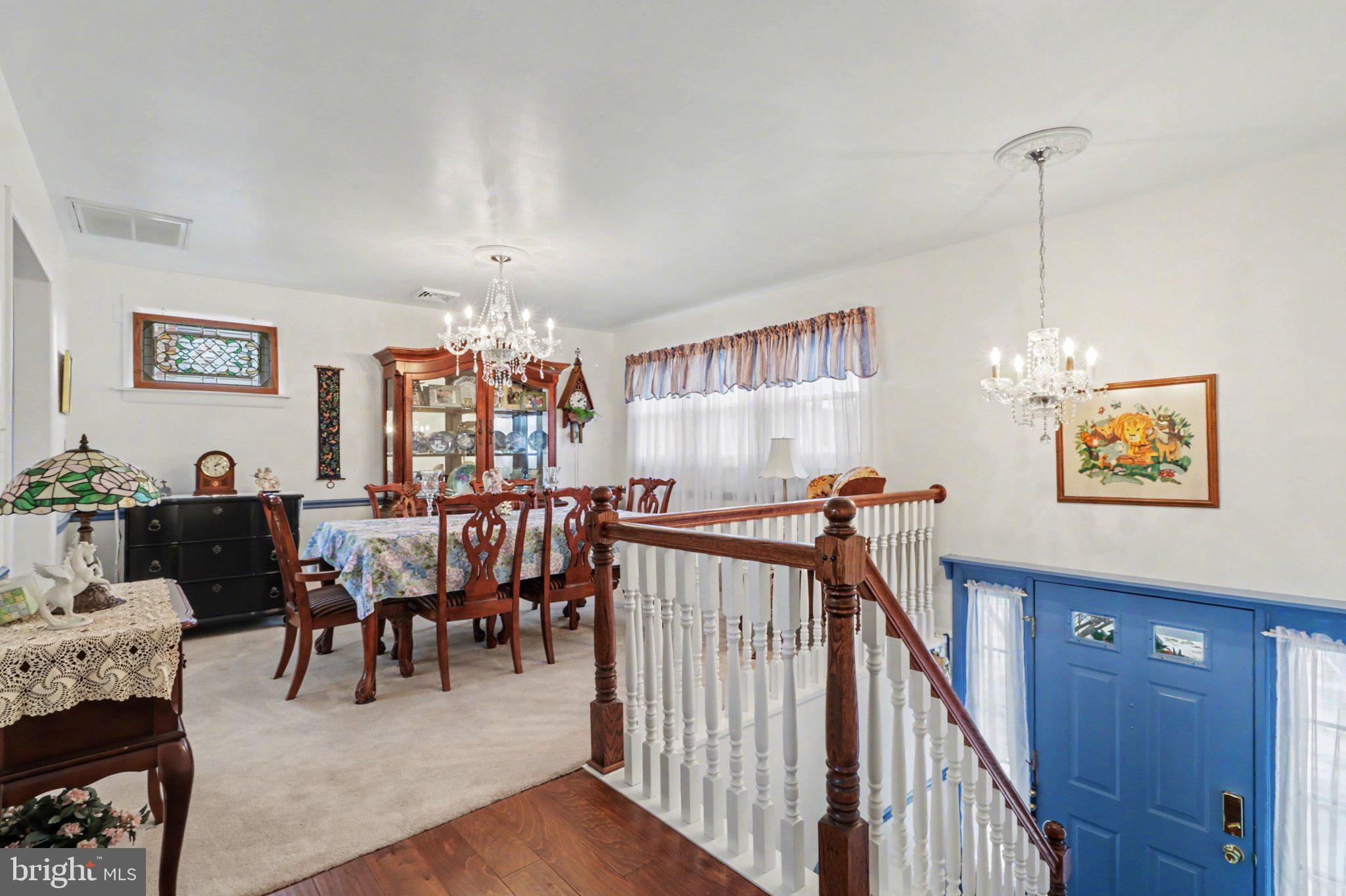 FOREST HILLS - Residential