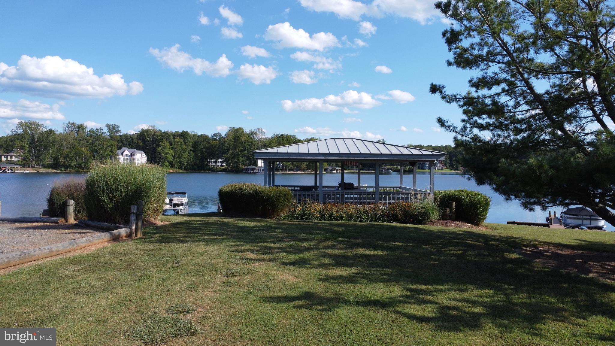 BRANDYWOOD ESTATE - Residential