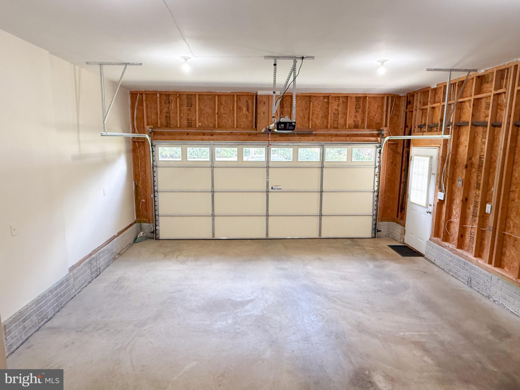 BRANDYWOOD ESTATE - Residential