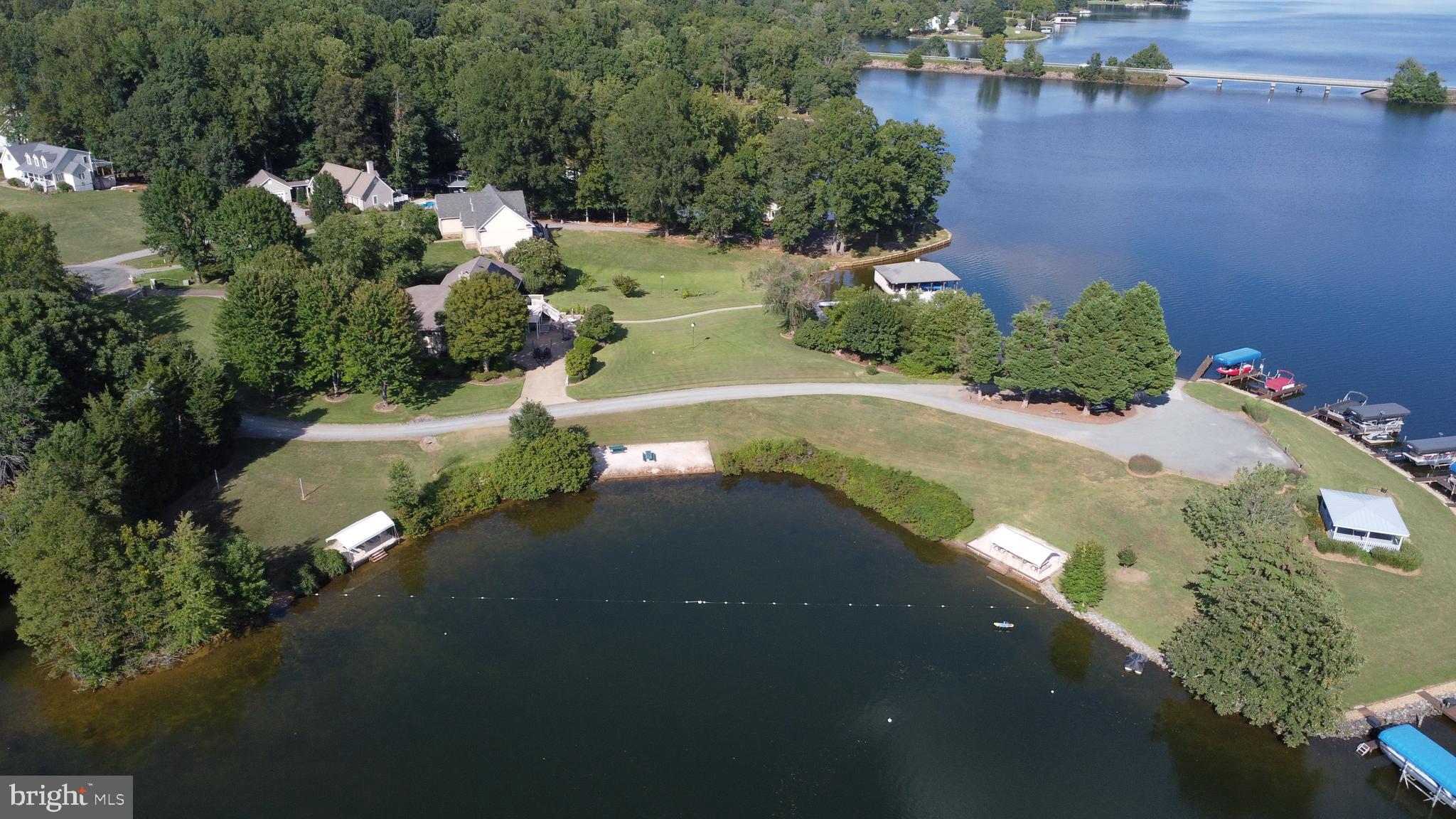 BRANDYWOOD ESTATE - Residential