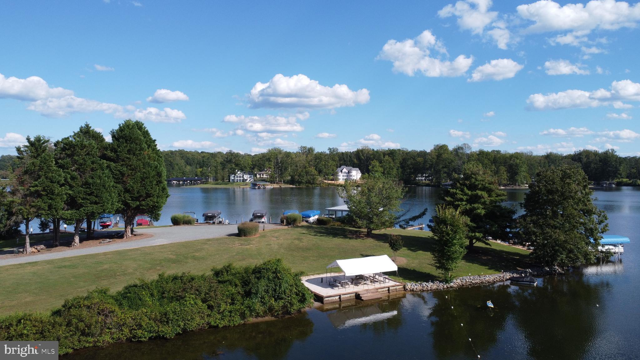 BRANDYWOOD ESTATE - Residential