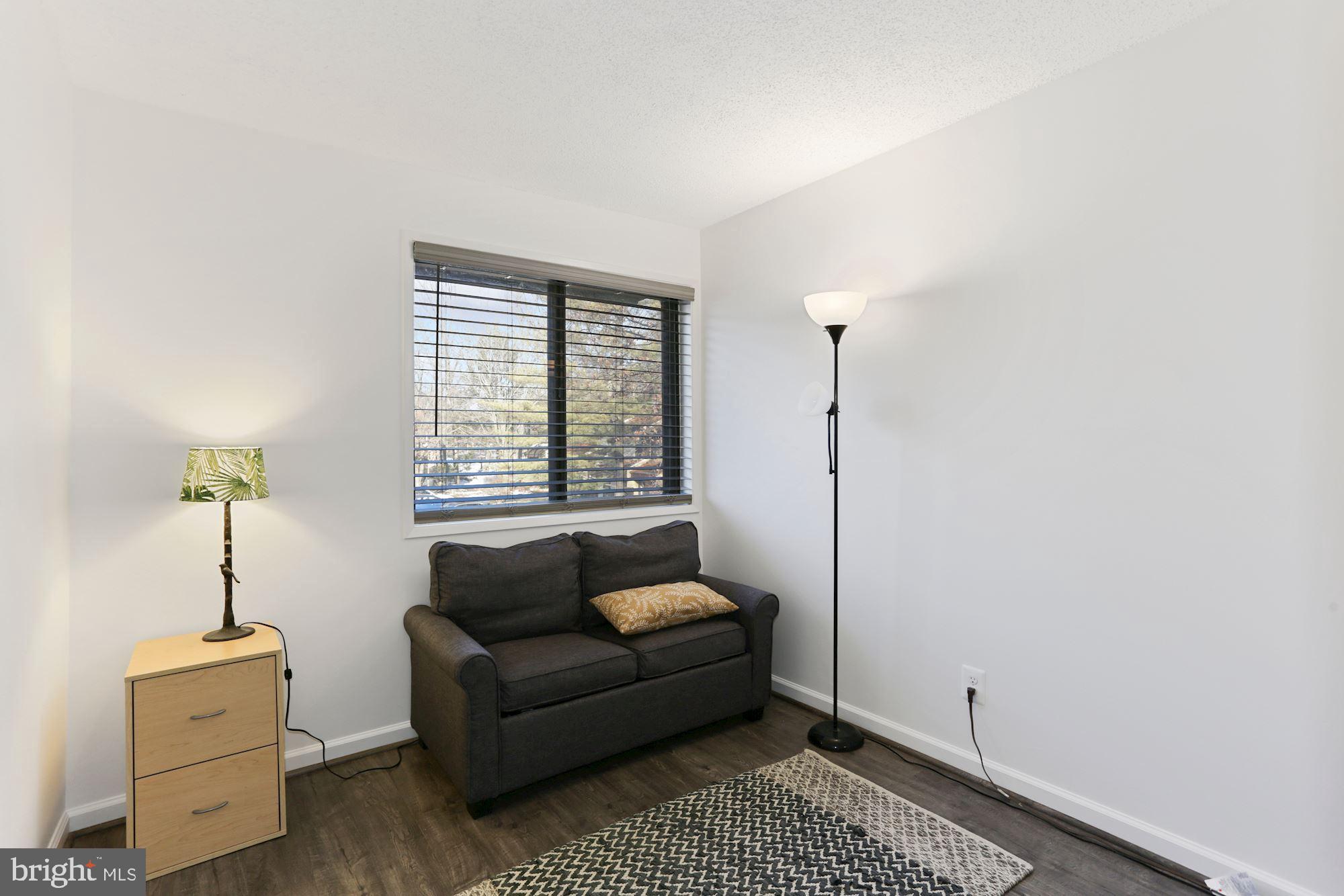 RESTON - Residential Lease