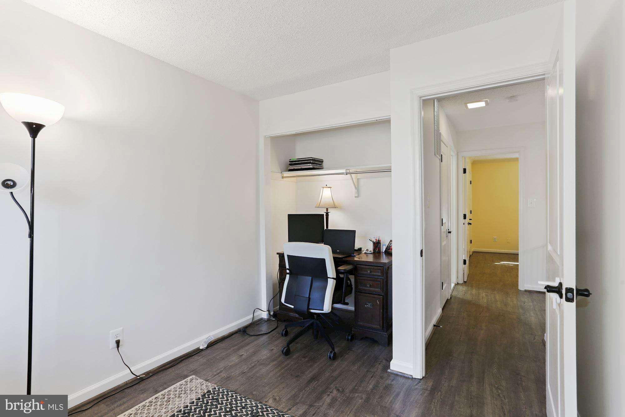 RESTON - Residential Lease