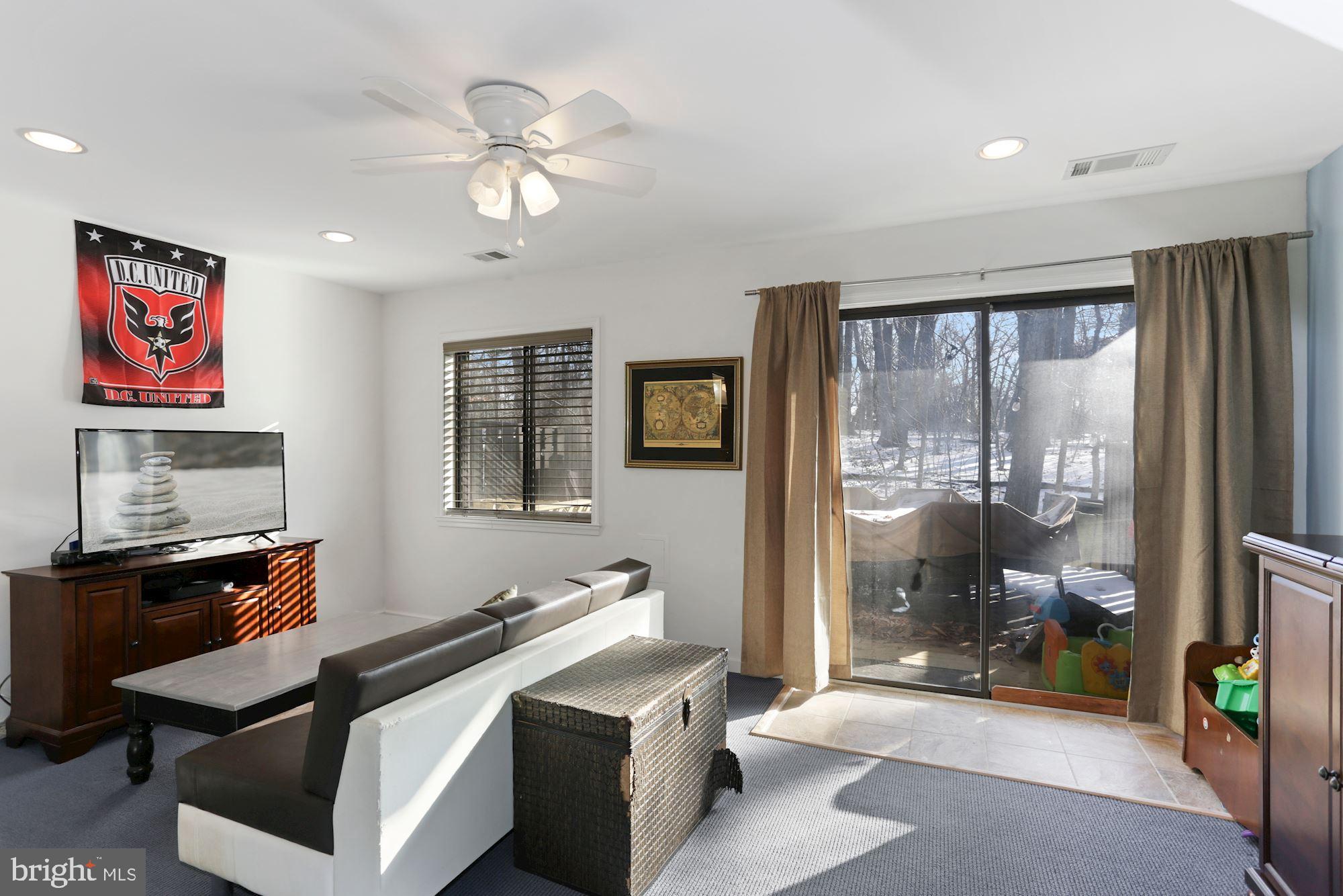 RESTON - Residential Lease