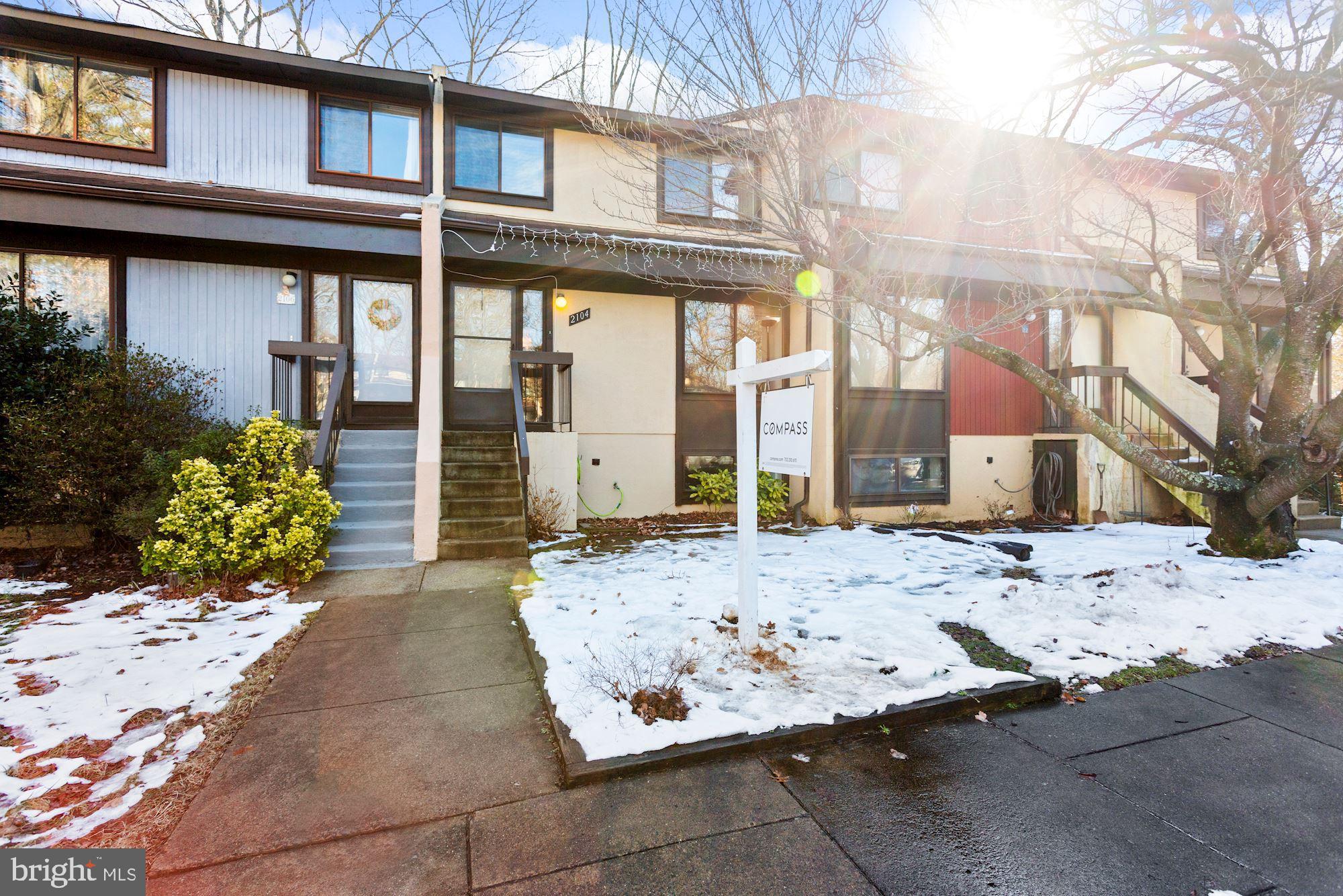 RESTON - Residential Lease