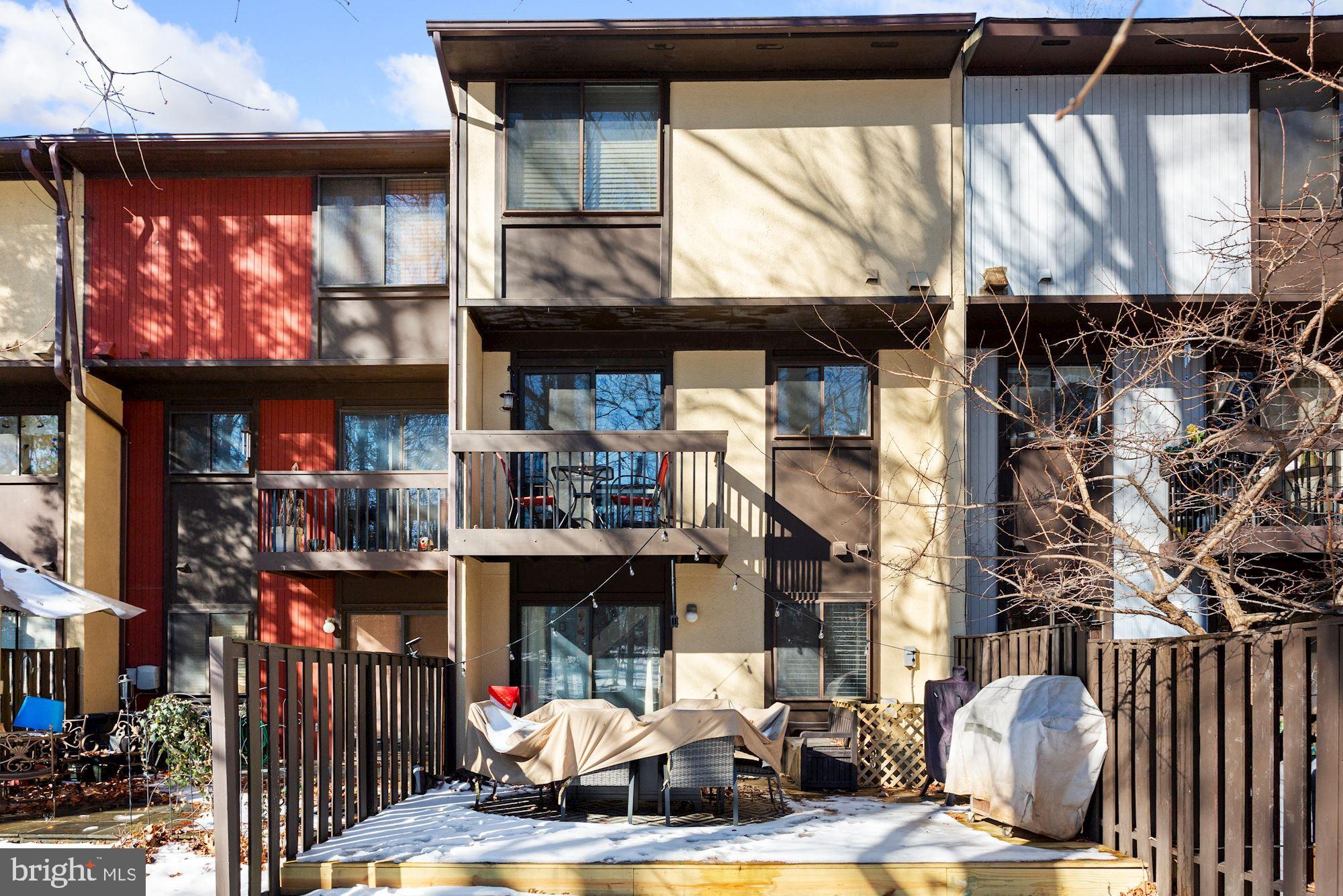 RESTON - Residential Lease