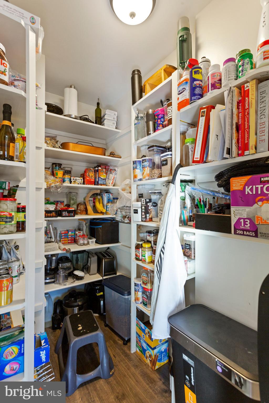 RESTON - Residential Lease