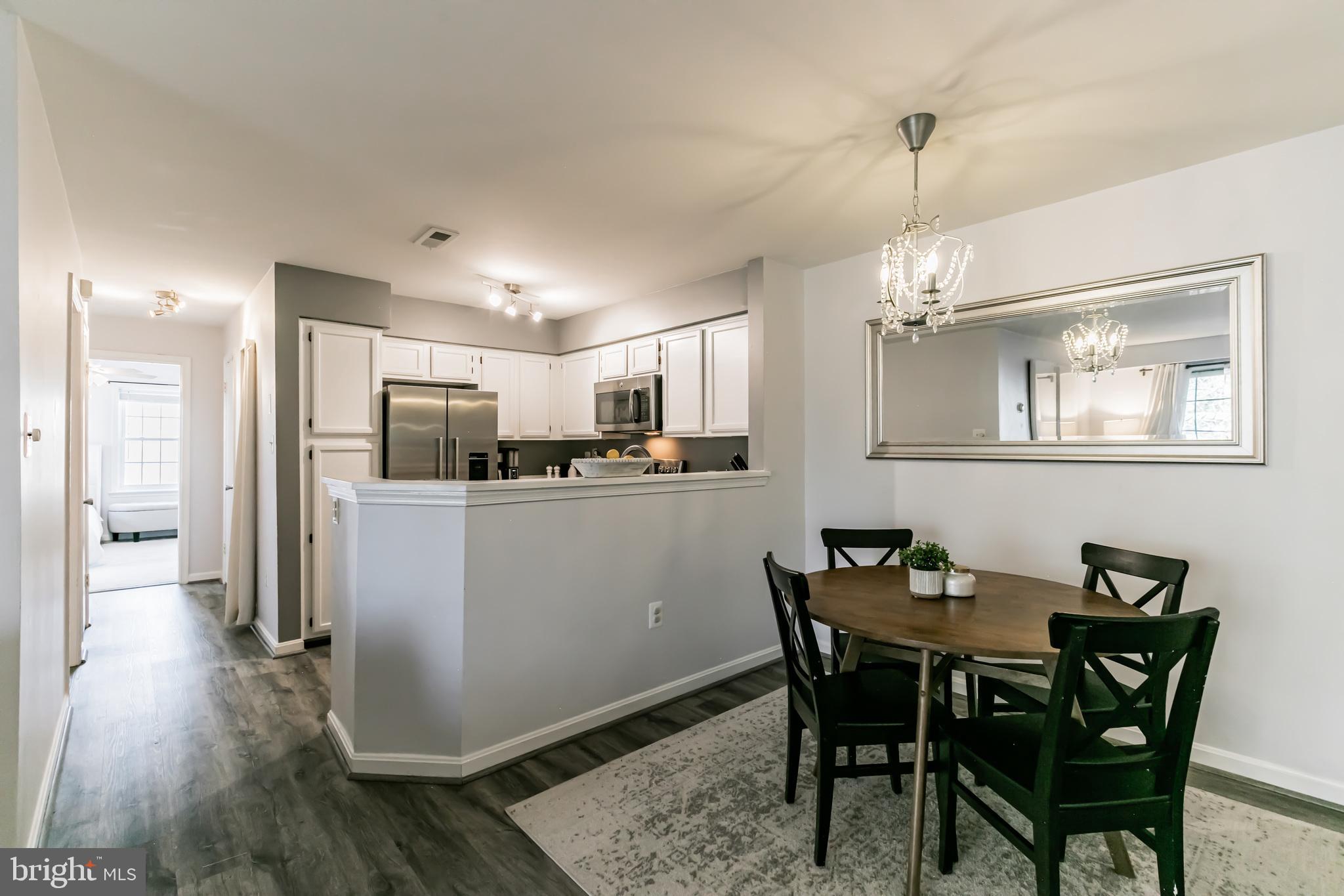 SURREY AT MANCHESTER LAKES - Residential