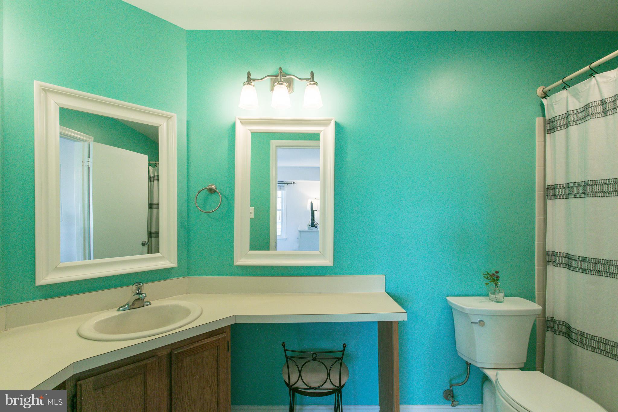 SURREY AT MANCHESTER LAKES - Residential