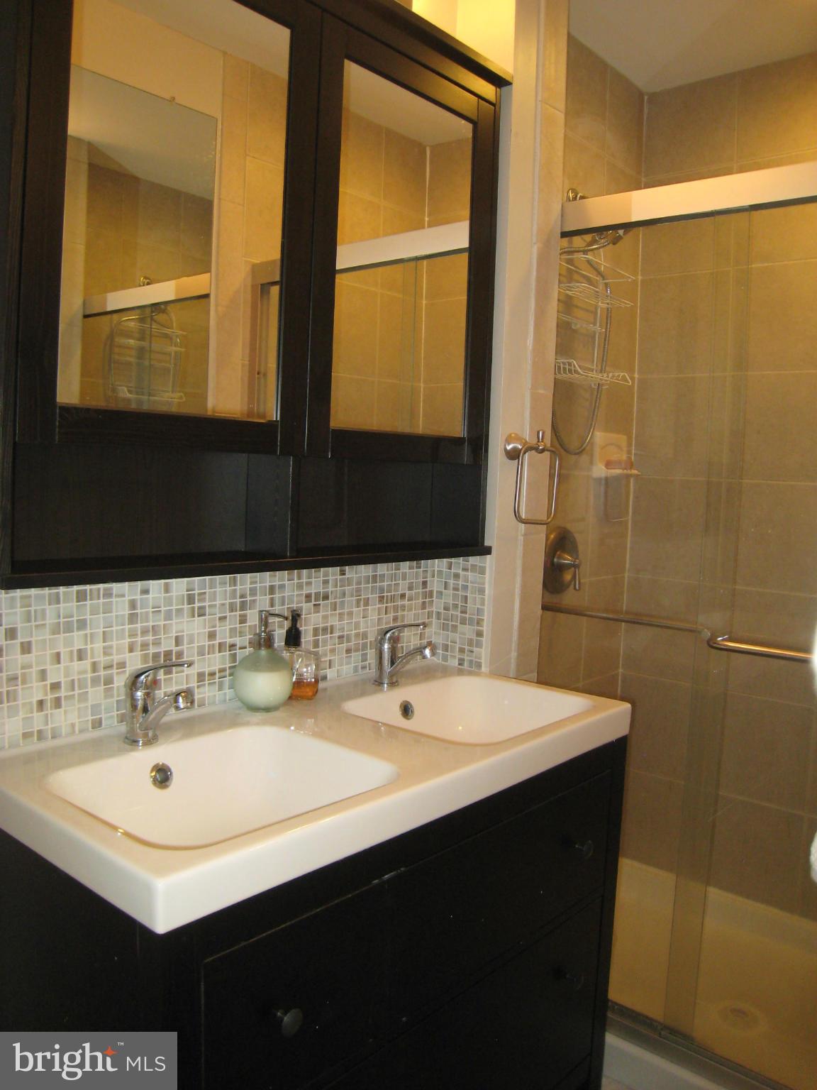 LEWINSVILLE HEIGHTS - Residential Lease