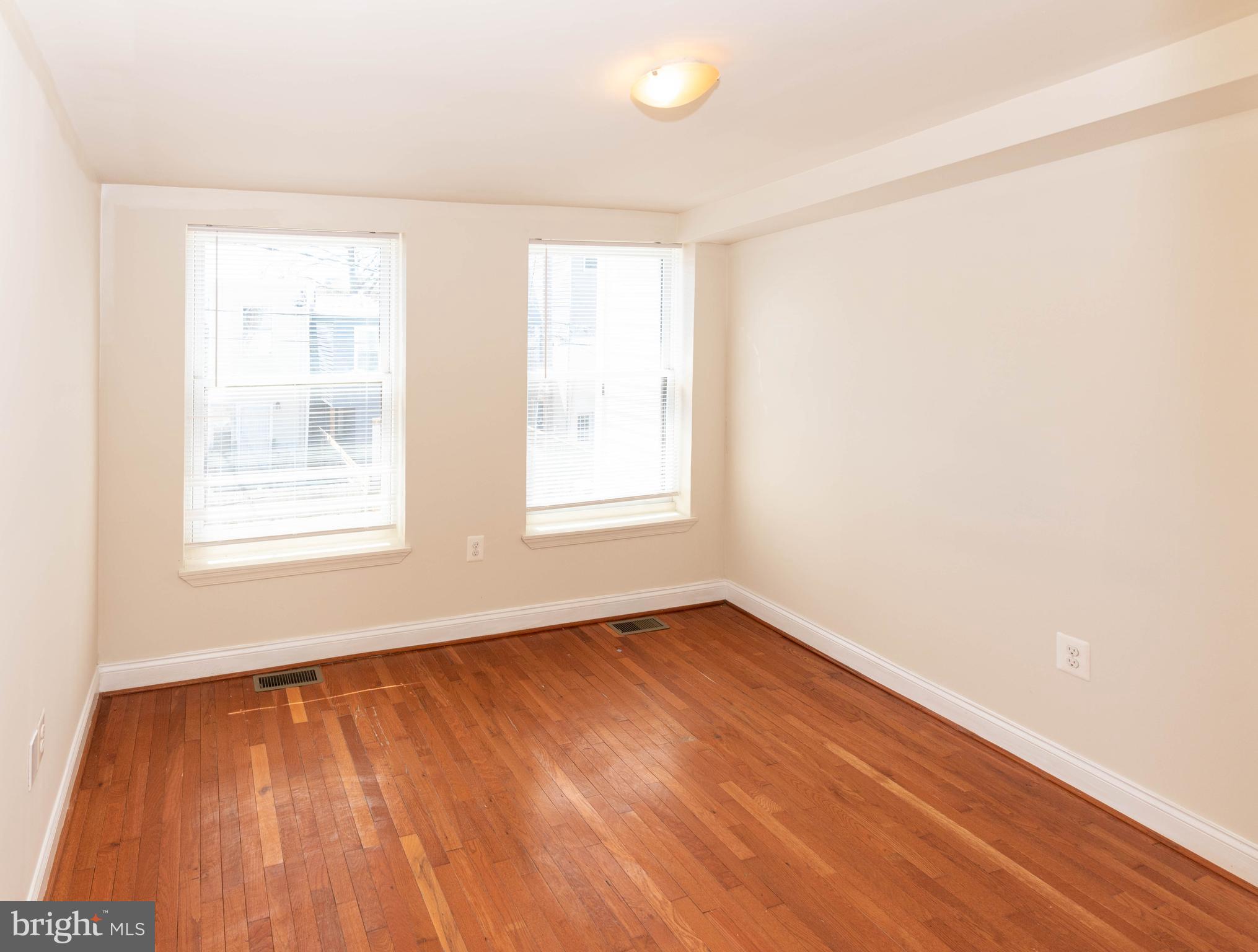 GREENMOUNT WEST - Residential