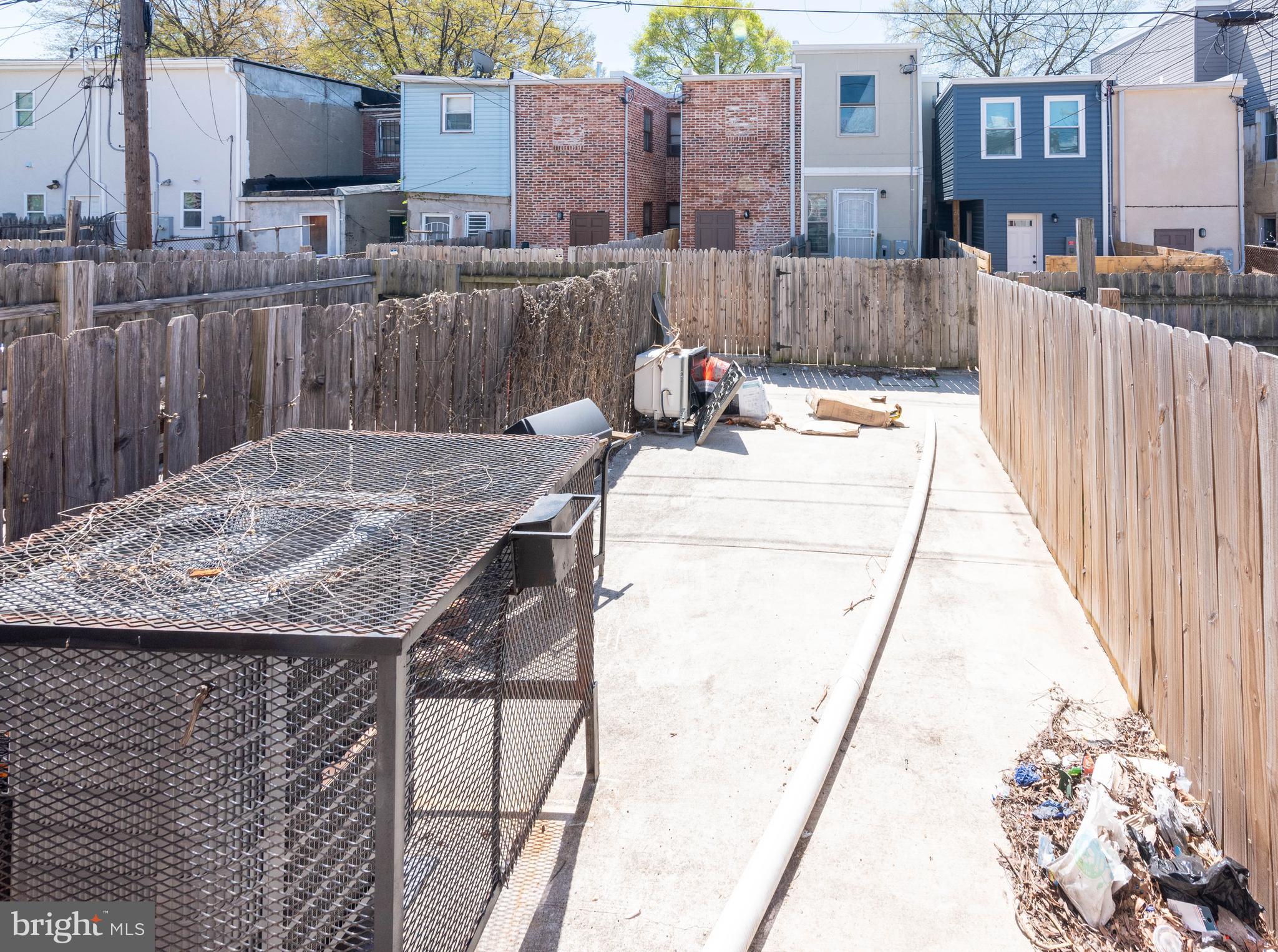 GREENMOUNT WEST - Residential