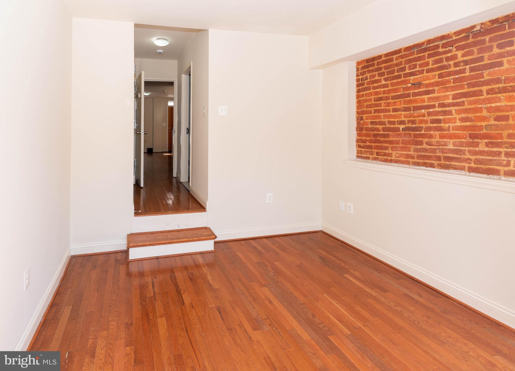 GREENMOUNT WEST - Residential