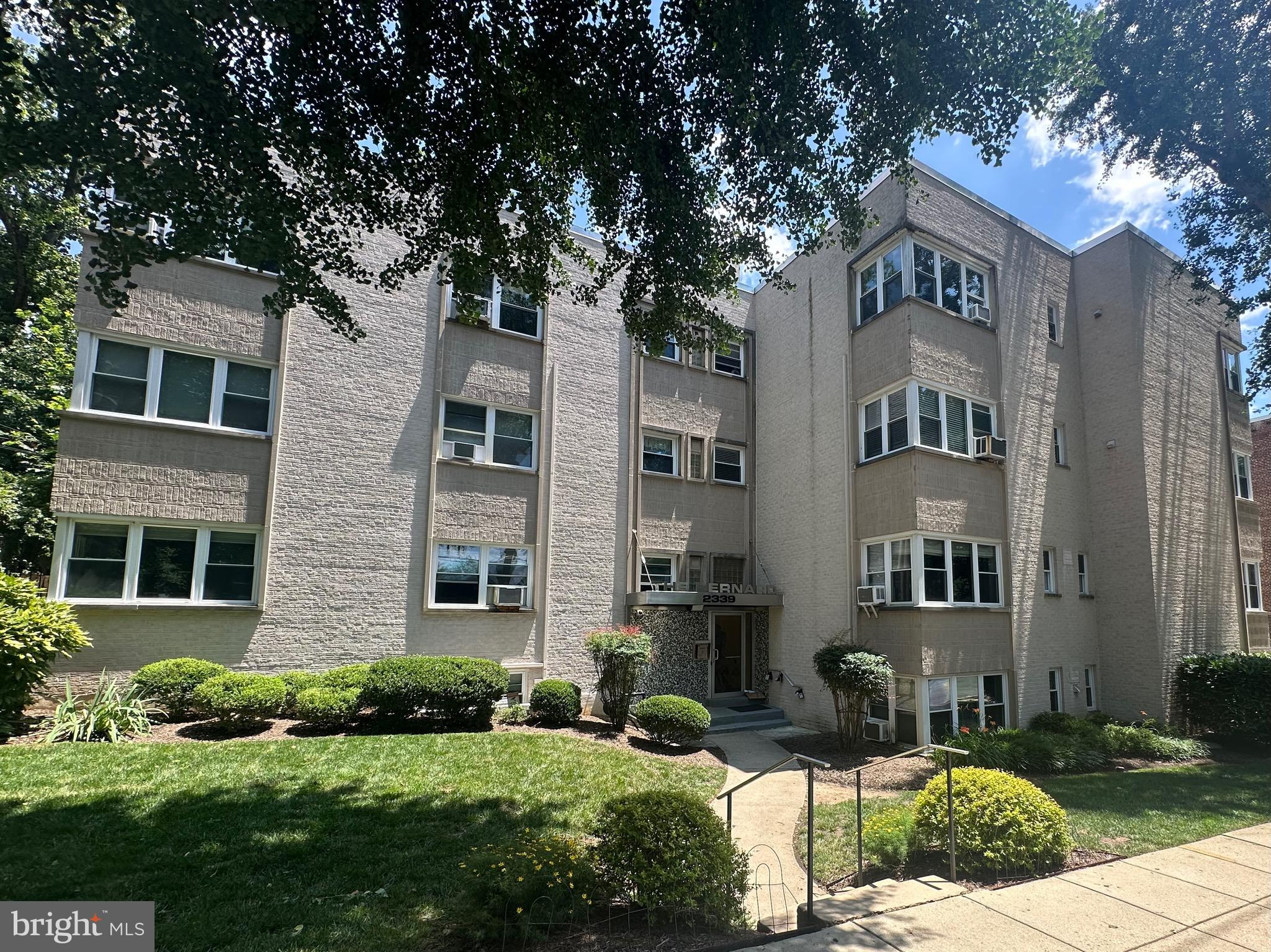 2339 40TH PLACE NW 5