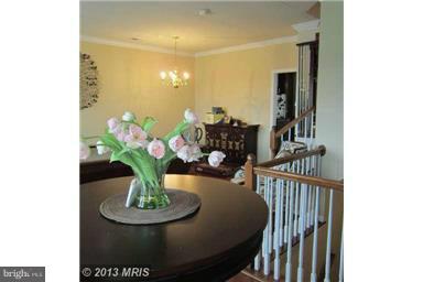 THE TOWNES AT VILLAGE PLACE - Residential Lease