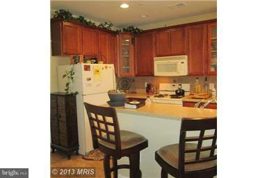 THE TOWNES AT VILLAGE PLACE - Residential Lease