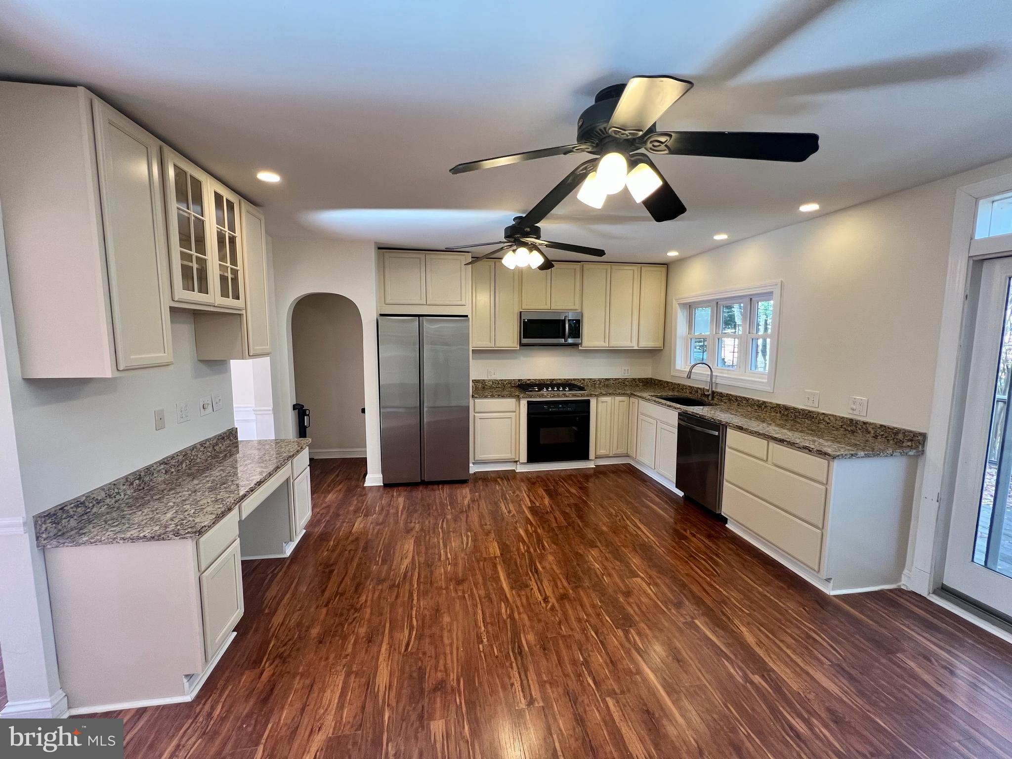 RODGERS FORGE - Residential Lease