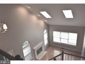 FIELDSTONE - Residential Lease