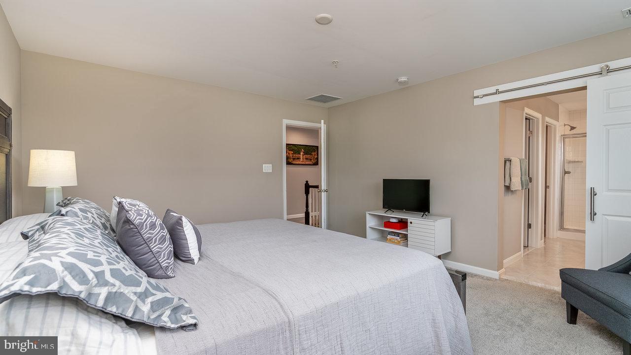 HAGERS CROSSING - Residential