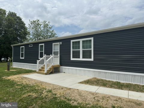 Mobile Home For Sale - 200 Beechwood Avenue #28<br/> DOVER, DE 19901
