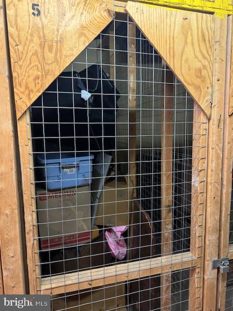 CARLYLE TOWERS - Residential