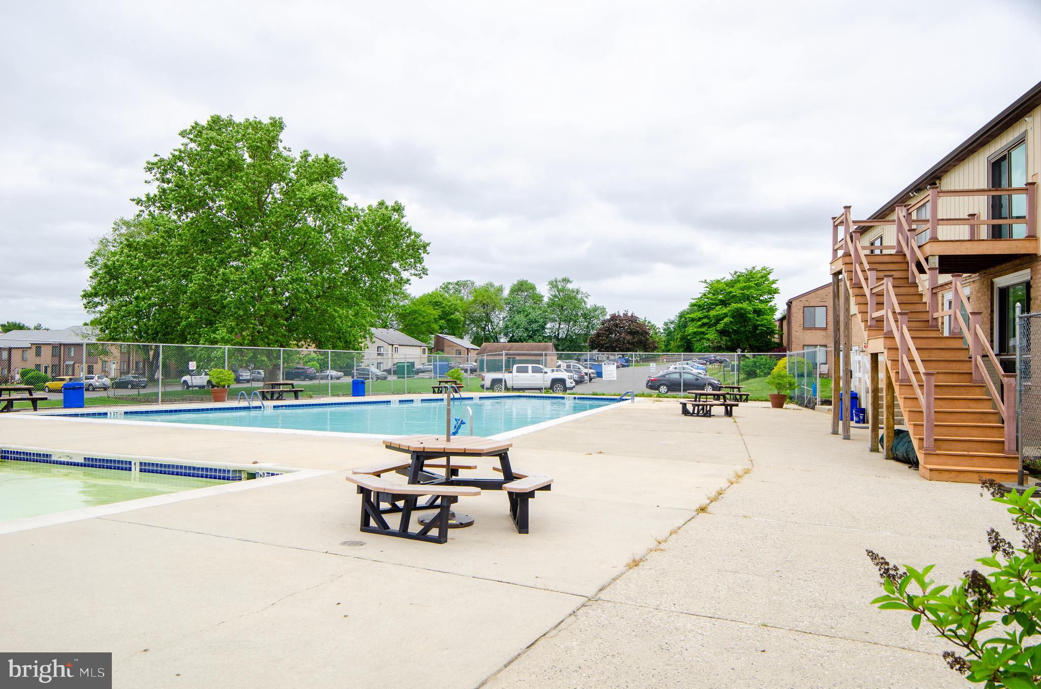 HILLTOP - Residential