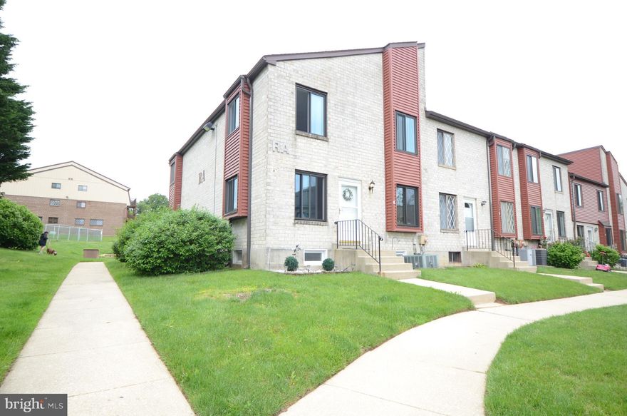 Back on market due to buyer financing! Their loss is your gain! Spacious end-unit townhome in popular Hilltop is nestled minutes from 352, Rte 1, Brookhaven Road, 476 and the Promenade at Granite Run.  Maintenance free, with the HOA fee covering exterior maintenance, snow and trash removal, lawn maintenance, and a beautiful pool!  Step into the sundrenched living room with Pergo floors, upgraded windows, and bright windows.  The kitchen has plenty of cabinets and leads to elegant dining room. The fully basement has a media/game room and large storage room as well.  The primary bedroom has two large closets, and plush carpeting. The additional lovely bedroom has wall-to-call carpeting and huge walk-in closet. Penn Delco School District!