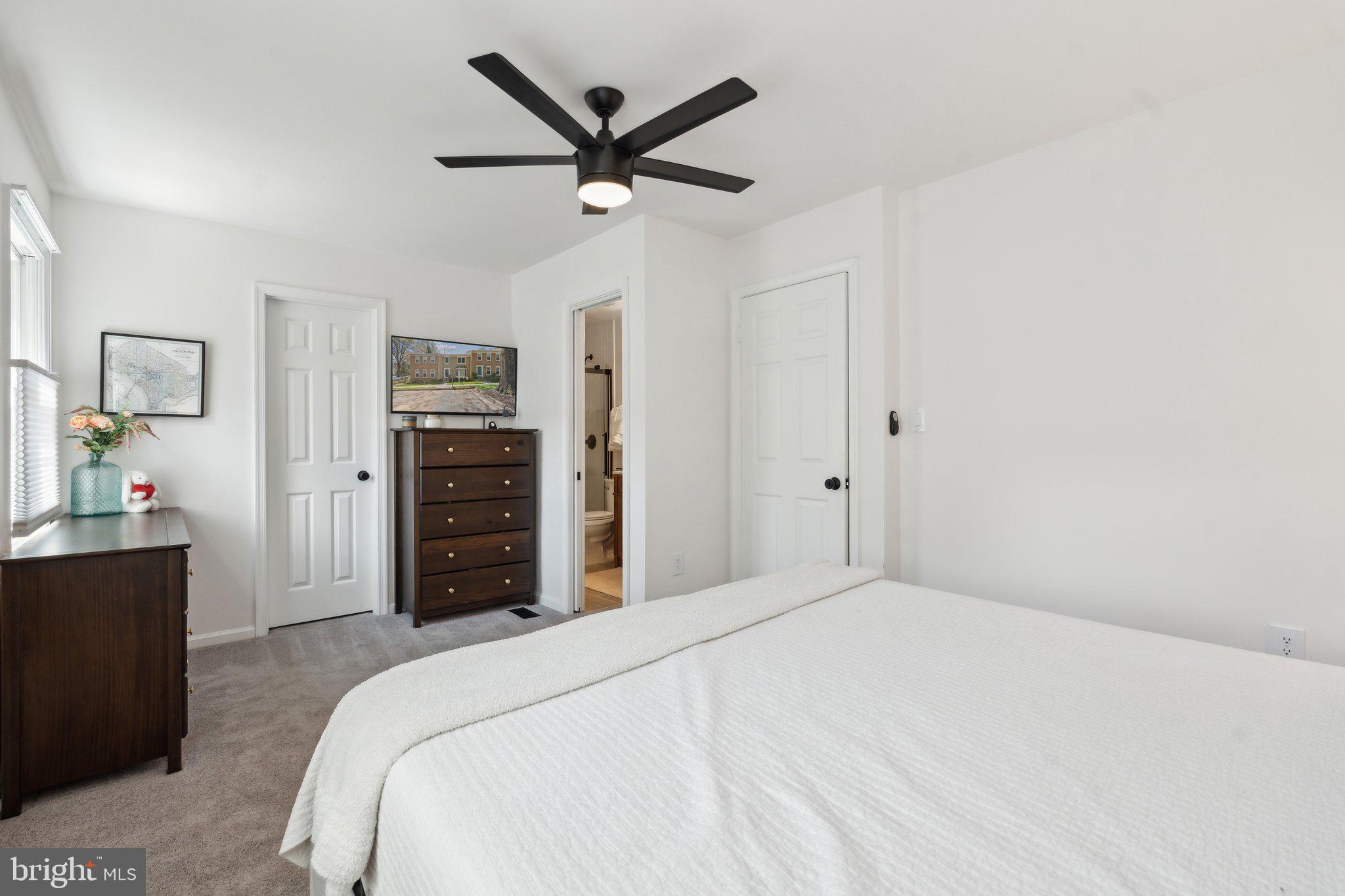 ADAMS WALK - Residential