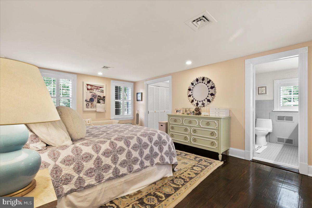 SCHOOL LANE HILLS - Residential