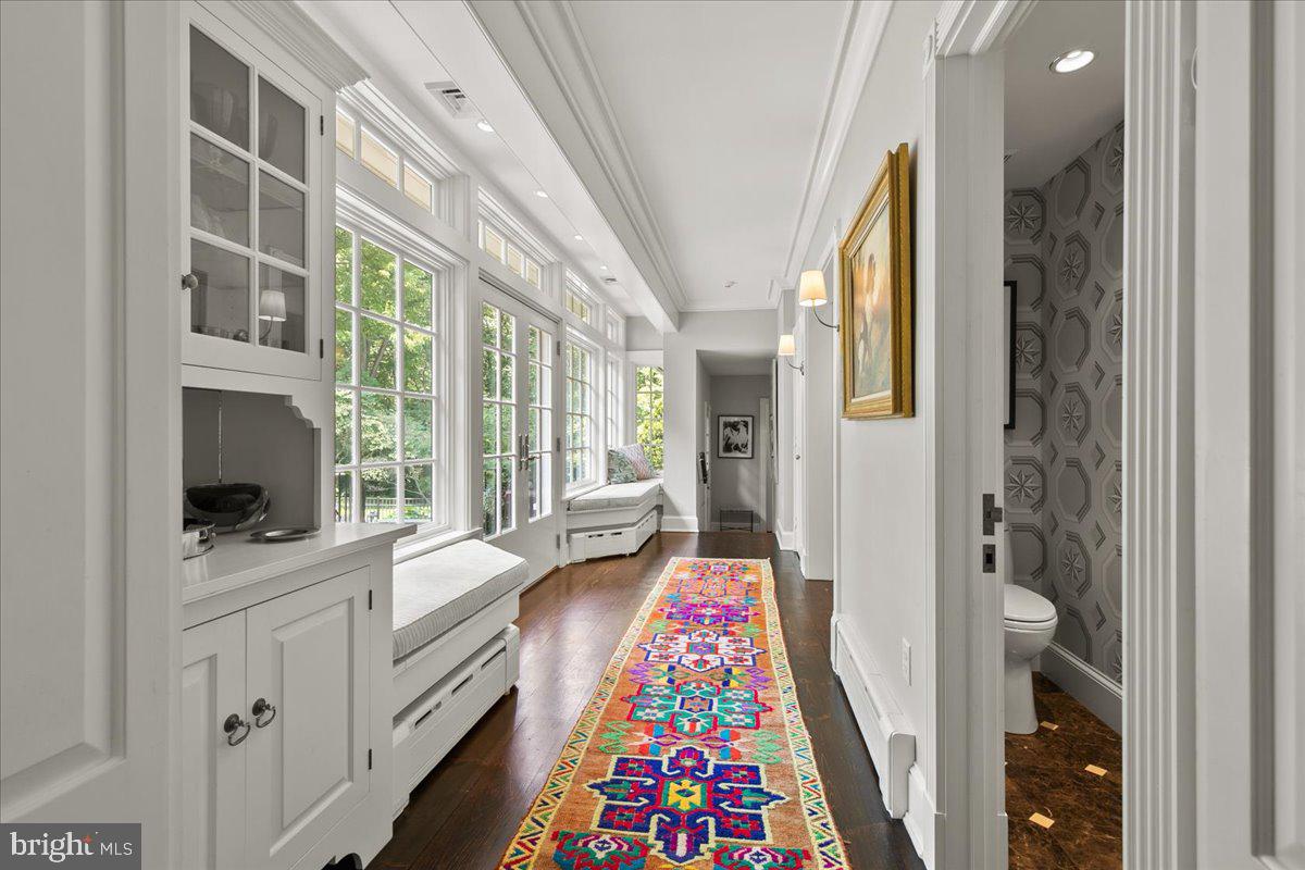 SCHOOL LANE HILLS - Residential