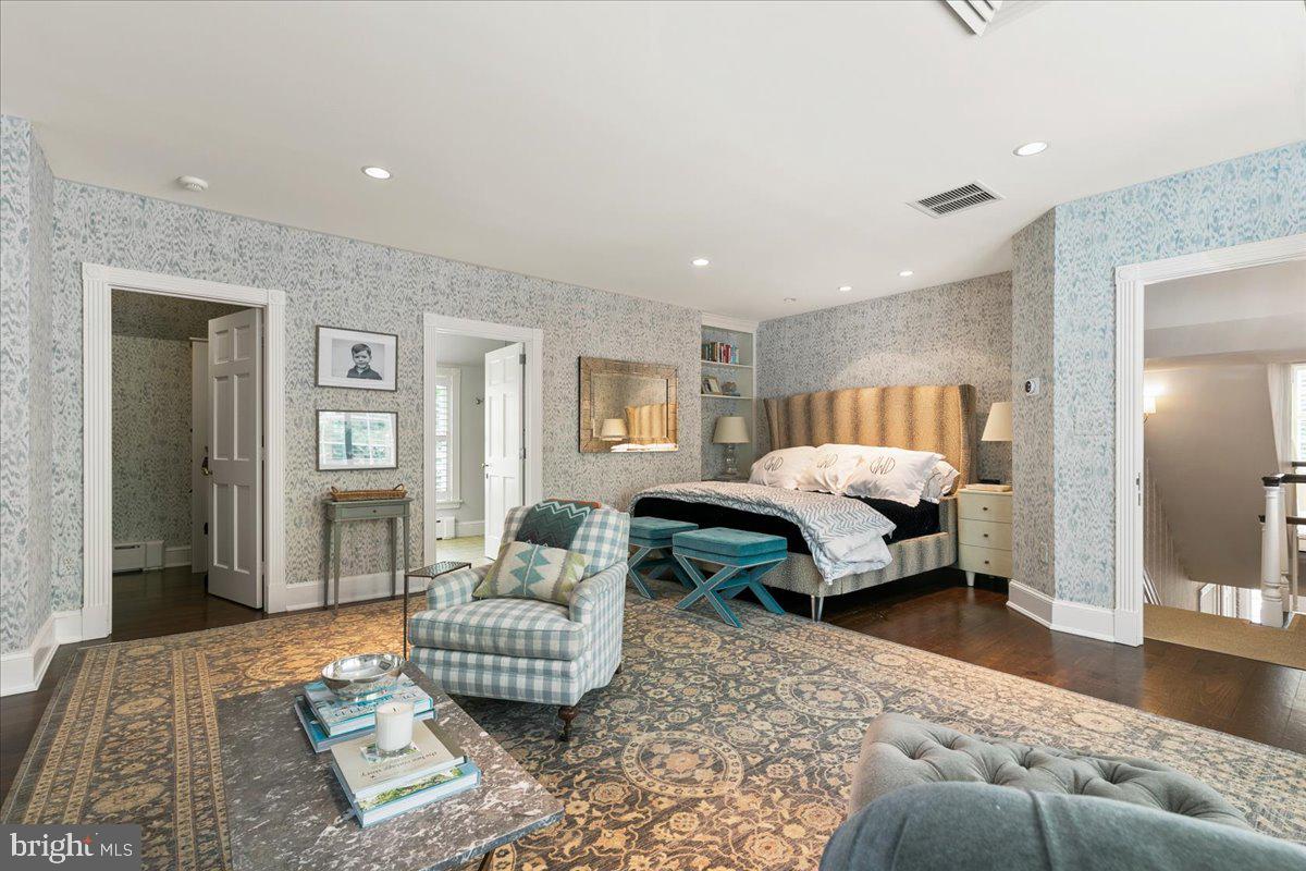 SCHOOL LANE HILLS - Residential