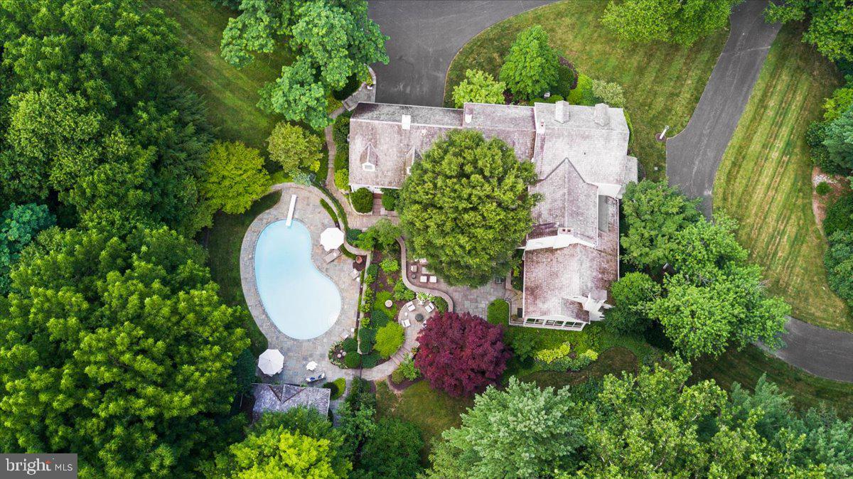 SCHOOL LANE HILLS - Residential