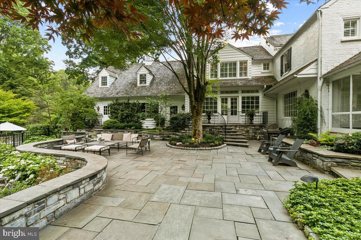 SCHOOL LANE HILLS - Residential