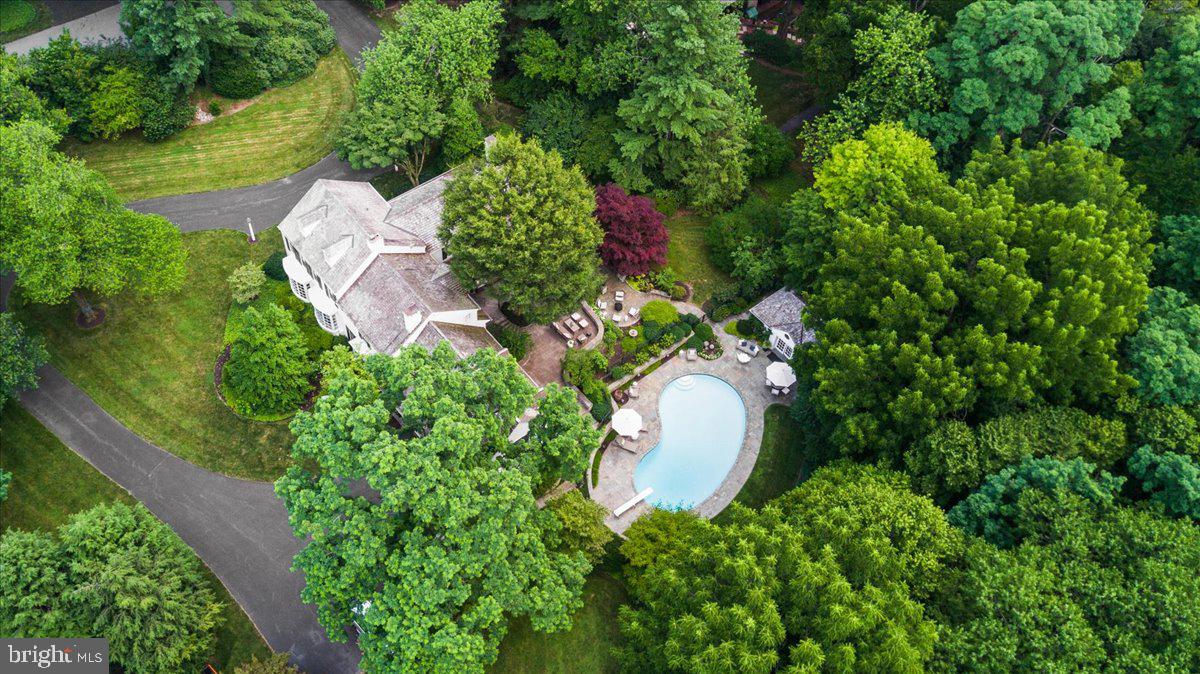 SCHOOL LANE HILLS - Residential