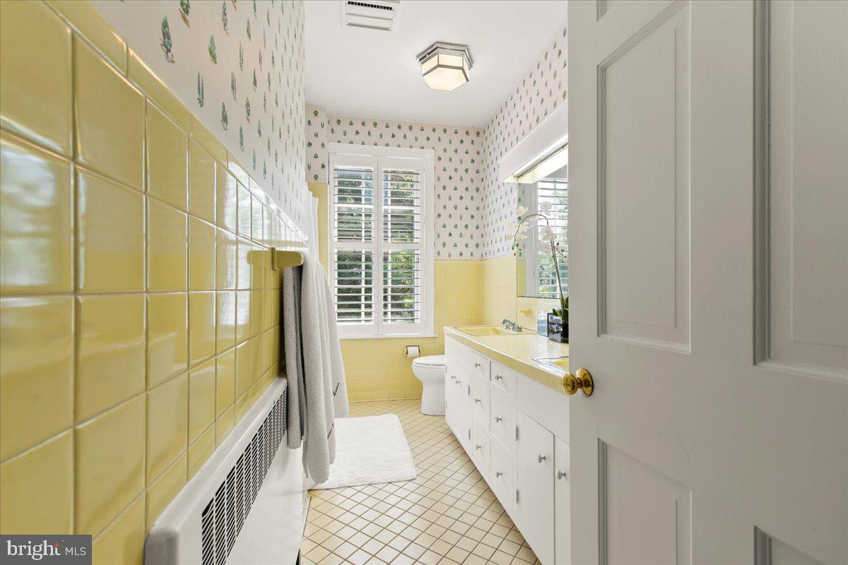 SCHOOL LANE HILLS - Residential