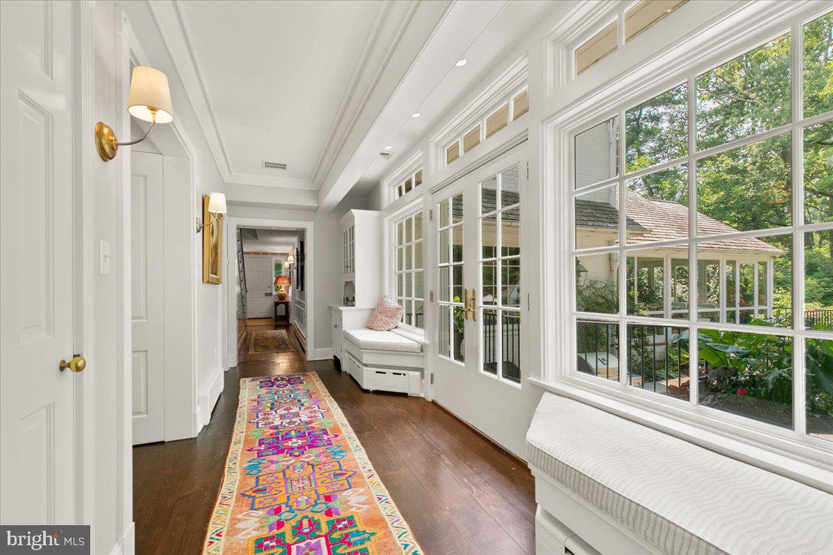 SCHOOL LANE HILLS - Residential