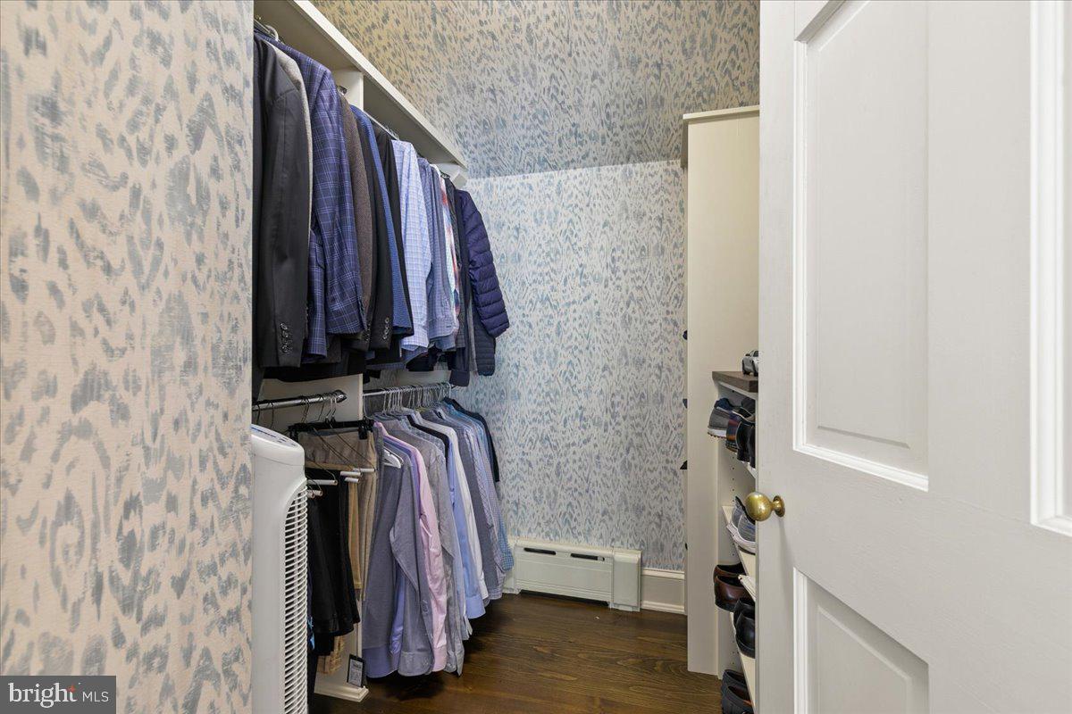 SCHOOL LANE HILLS - Residential